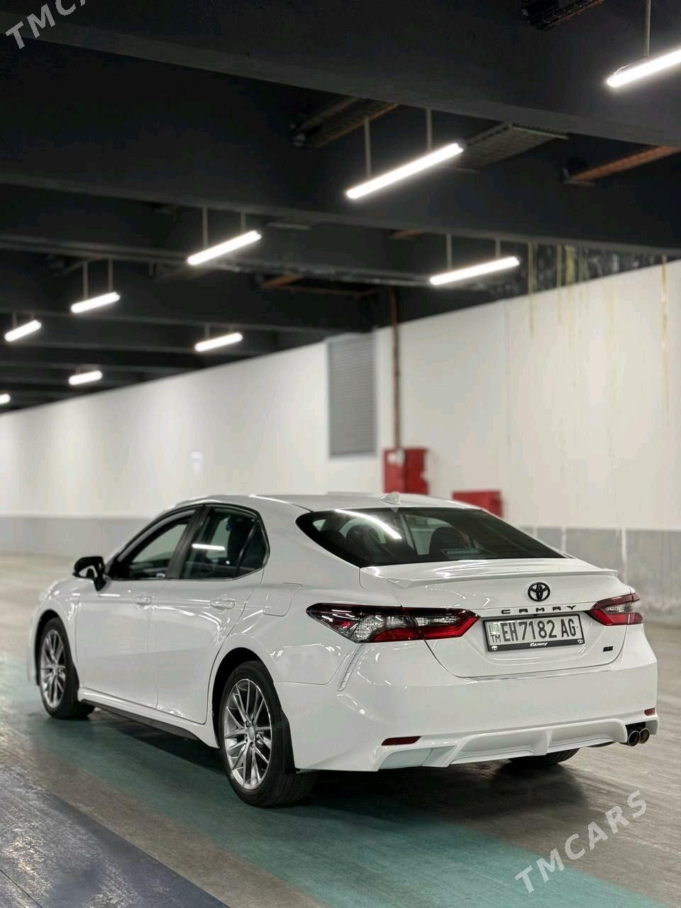 Toyota Camry 2022 - 330 000 TMT - Aşgabat - img 2