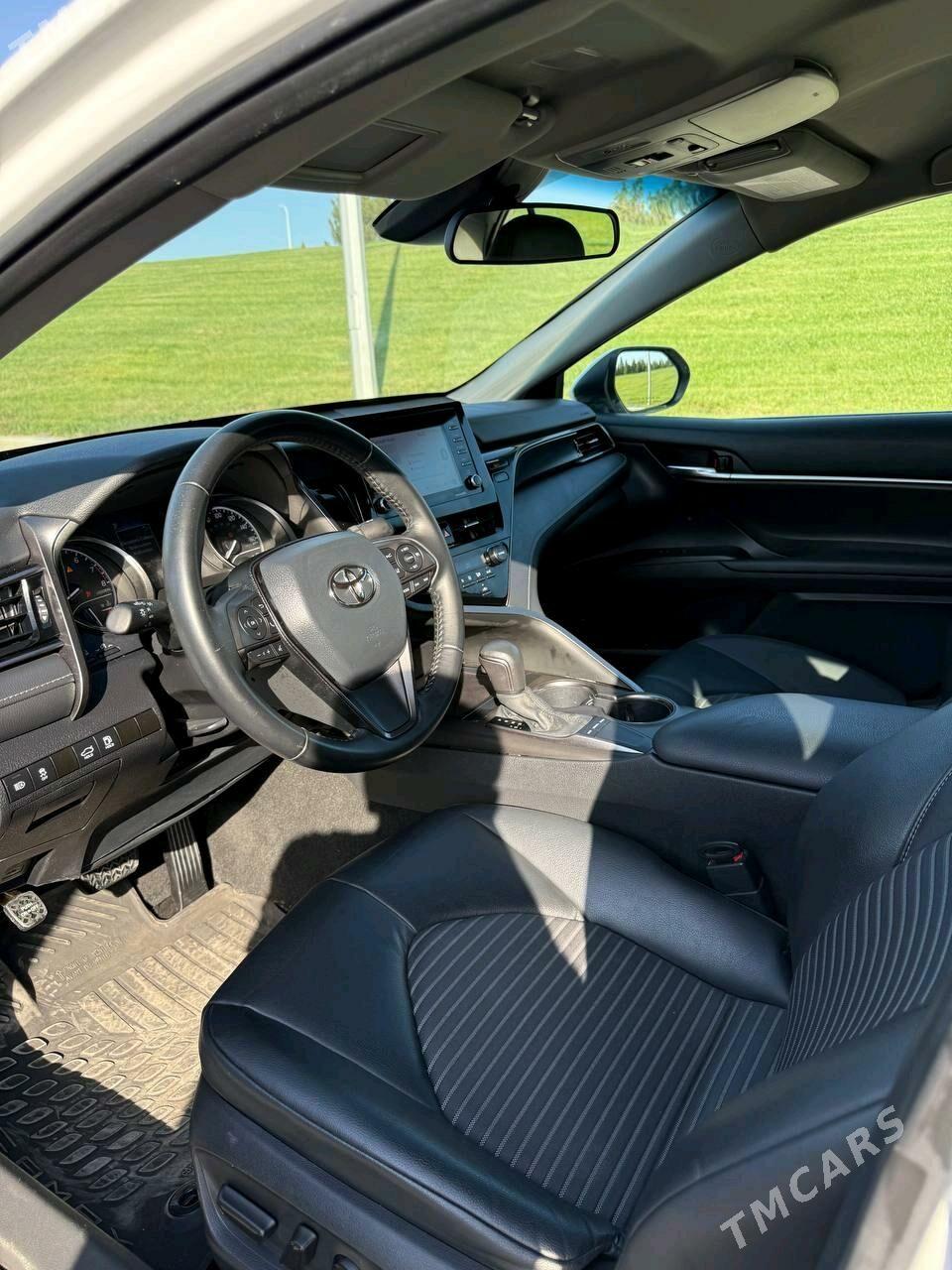 Toyota Camry 2022 - 330 000 TMT - Aşgabat - img 3