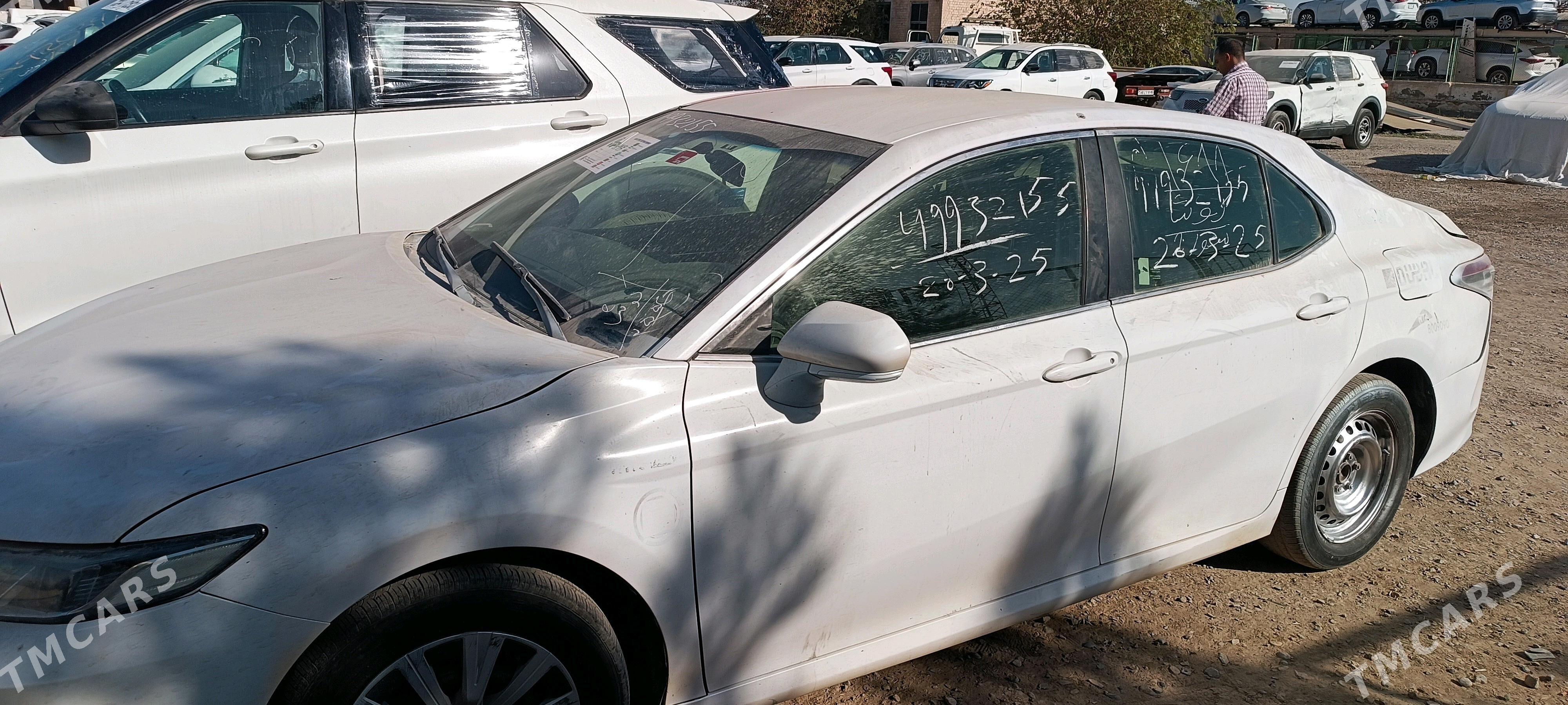 Toyota Camry 2022 - 215 000 TMT - Baýramaly - img 2