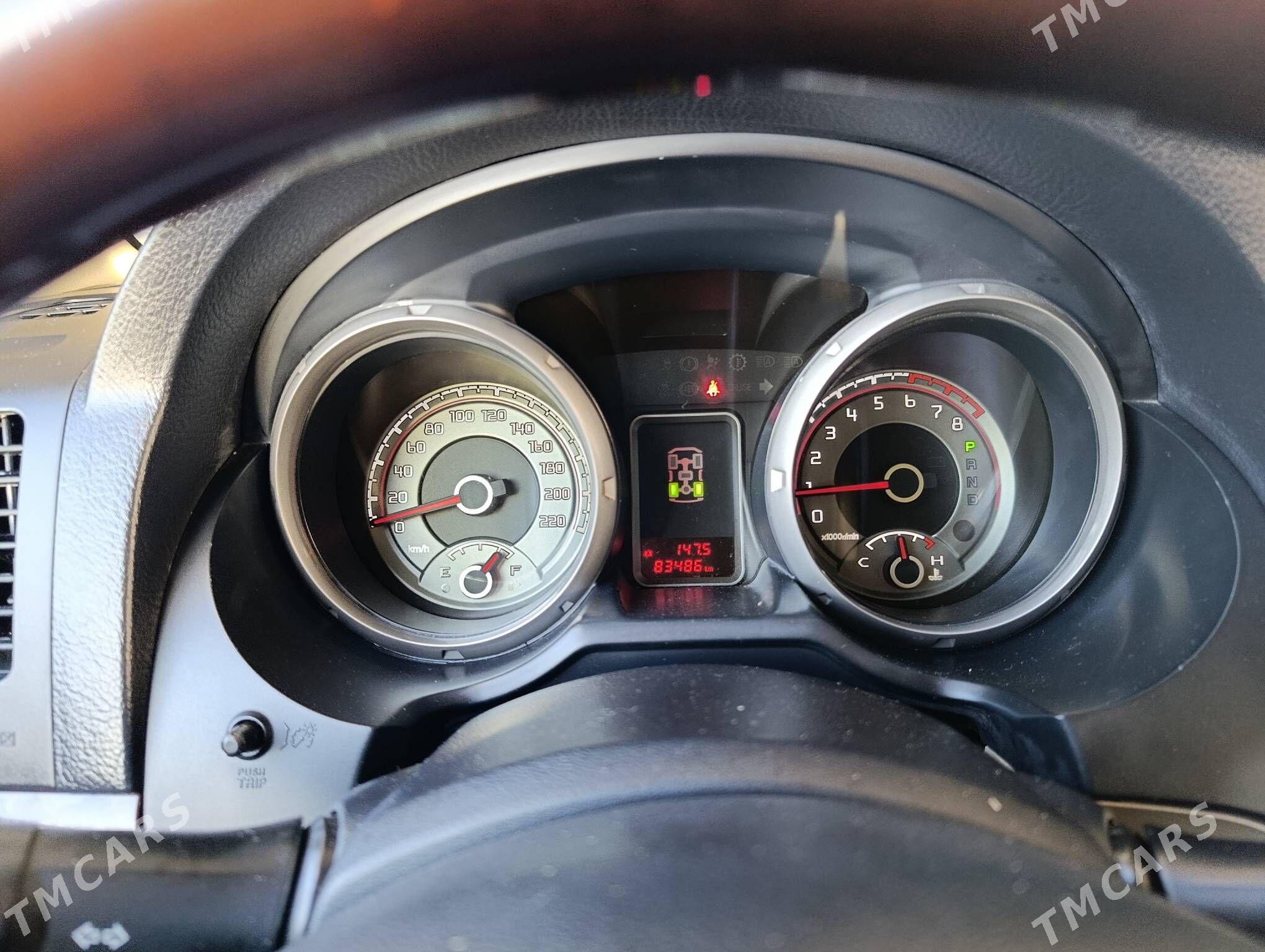 Mitsubishi Pajero 2015 - 330 000 TMT - Türkmenbaşy - img 7