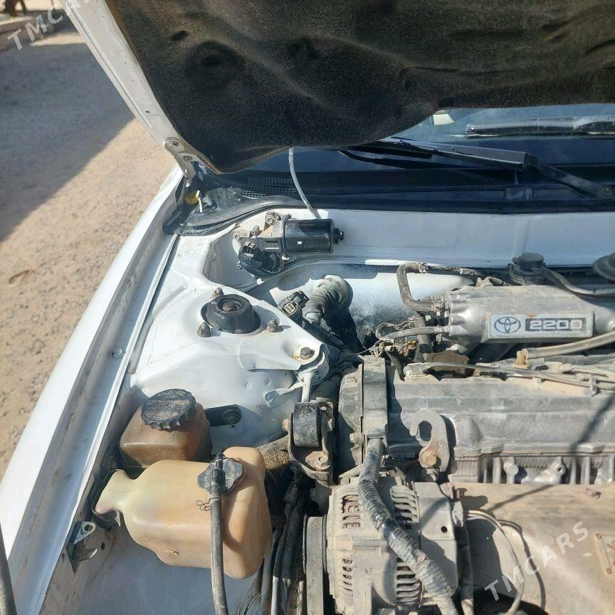 Toyota Camry 1995 - 85 000 TMT - Wekilbazar - img 10
