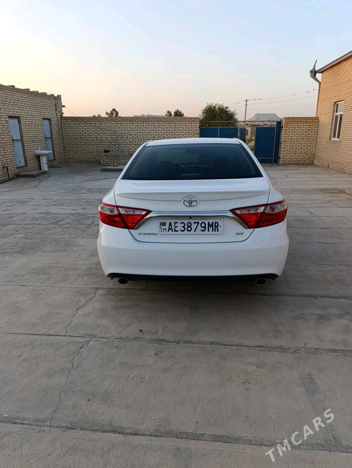 Toyota Camry 2017 - 270 000 TMT - Мургап - img 2