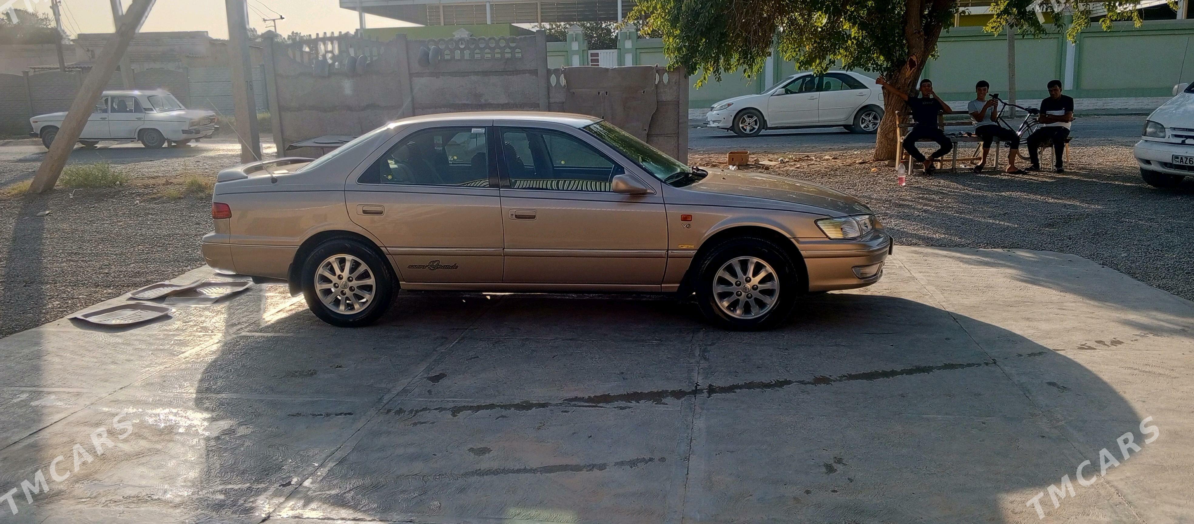 Toyota Camry 1999 - 150 000 TMT - Мары - img 2
