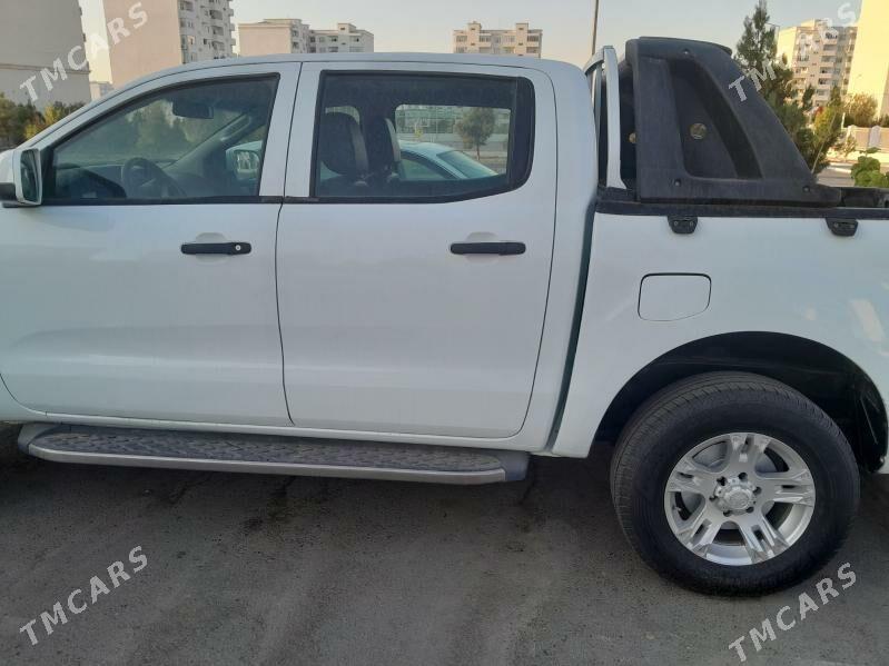 Toyota Hilux 2012 - 190 000 TMT - Aşgabat - img 3