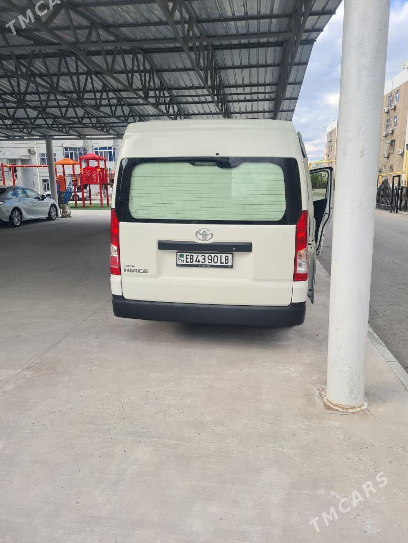 Toyota Hiace 2022 - 530 000 TMT - Parahat 2 - img 6