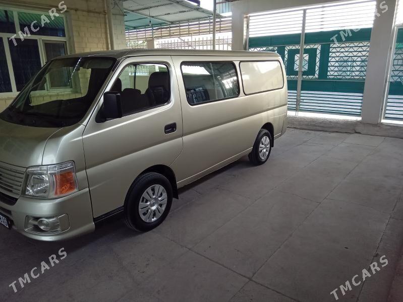 Nissan Urvan 2010 - 170 000 TMT - Бузмеин - img 6