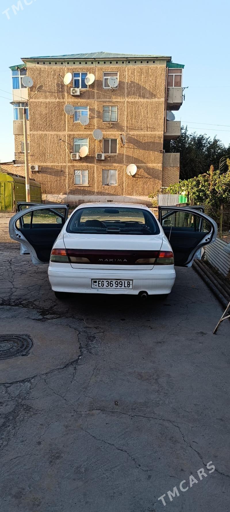 Nissan Maxima 1998 - 50 000 TMT - Türkmenabat - img 8