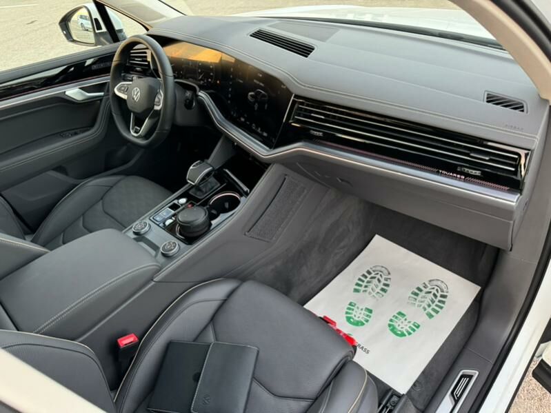 Volkswagen Touareg 2025 - 2 259 000 TMT - Aşgabat - img 4