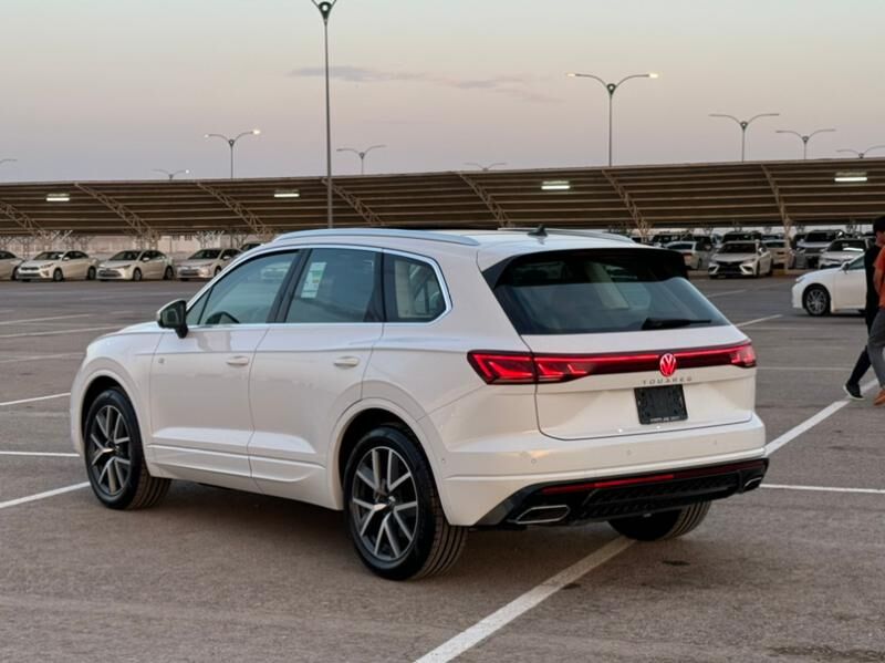 Volkswagen Touareg 2025 - 2 259 000 TMT - Aşgabat - img 10