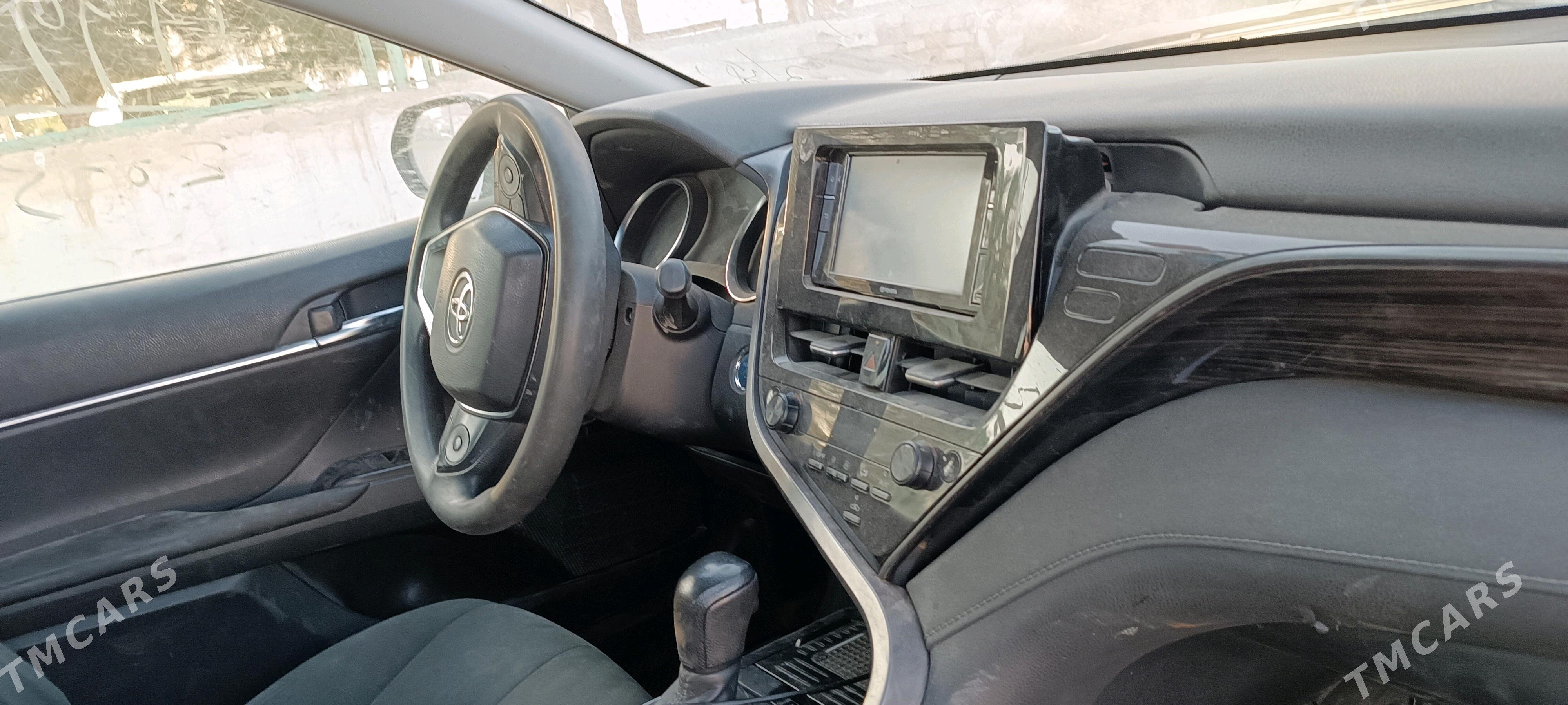 Toyota Camry 2022 - 215 000 TMT - Baýramaly - img 3
