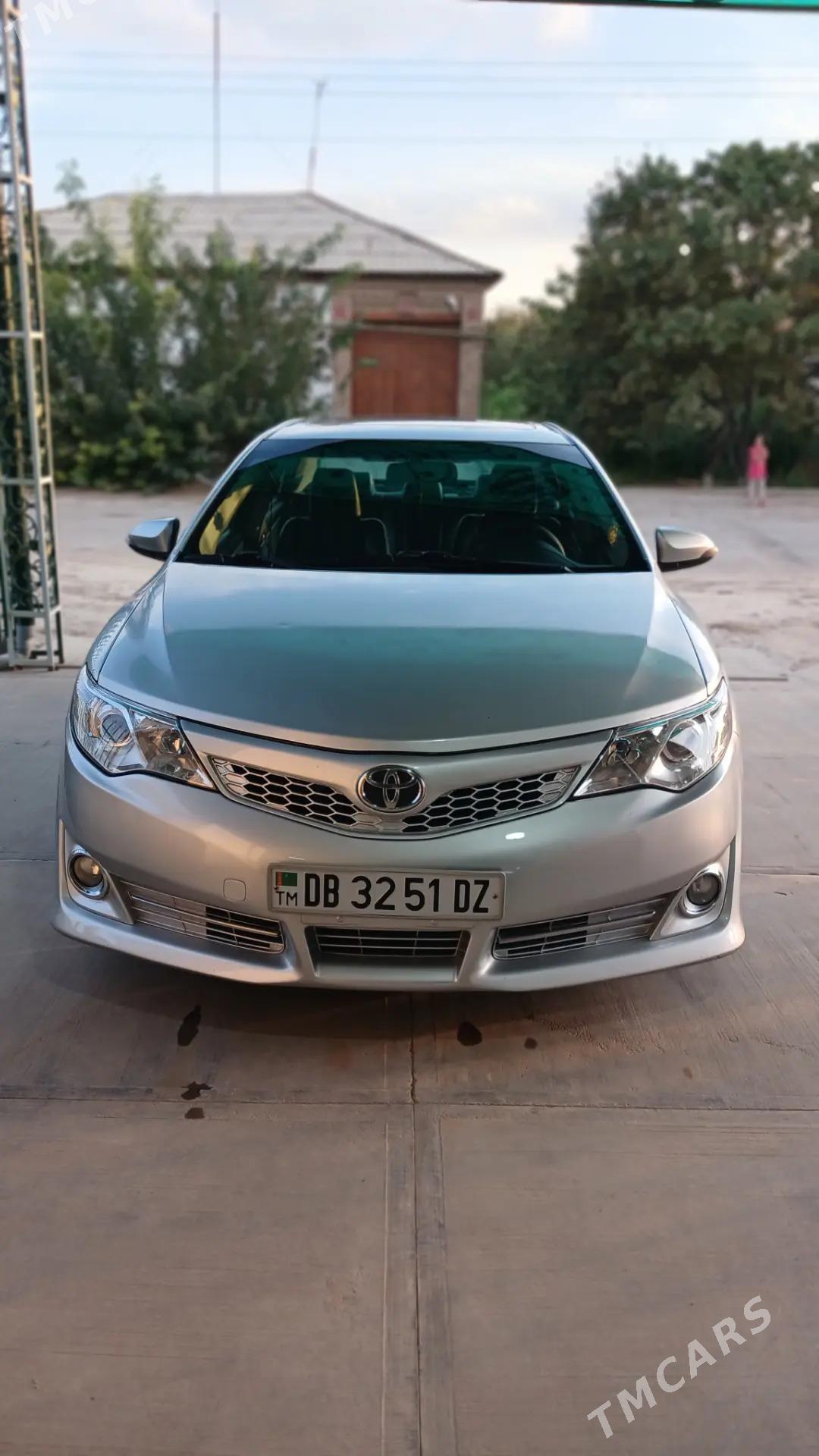 Toyota Camry 2012 - 235 000 TMT - Daşoguz - img 5
