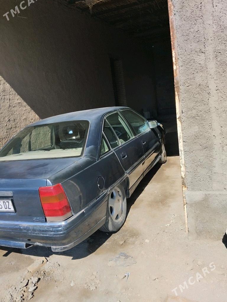 Opel Omega 1992 - 20 000 TMT - Акдепе - img 2