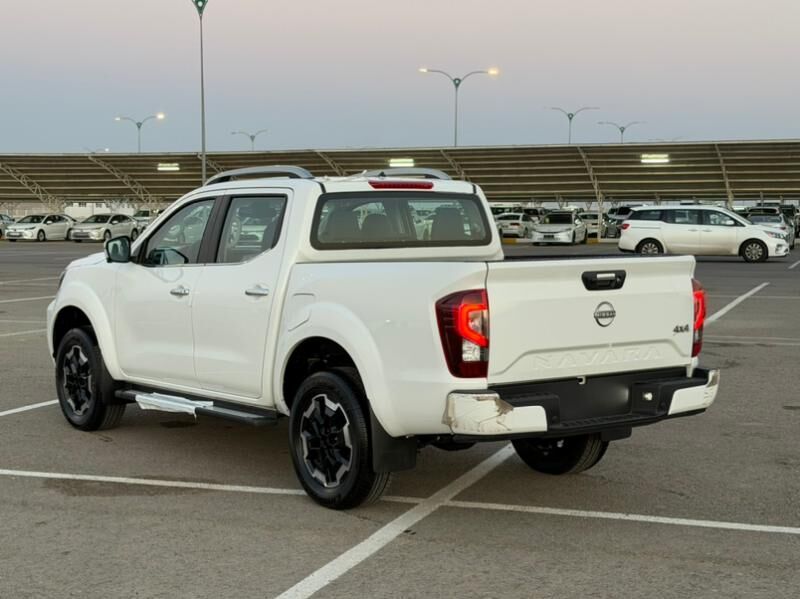 Nissan Navara 2025 - 485 000 TMT - Aşgabat - img 6