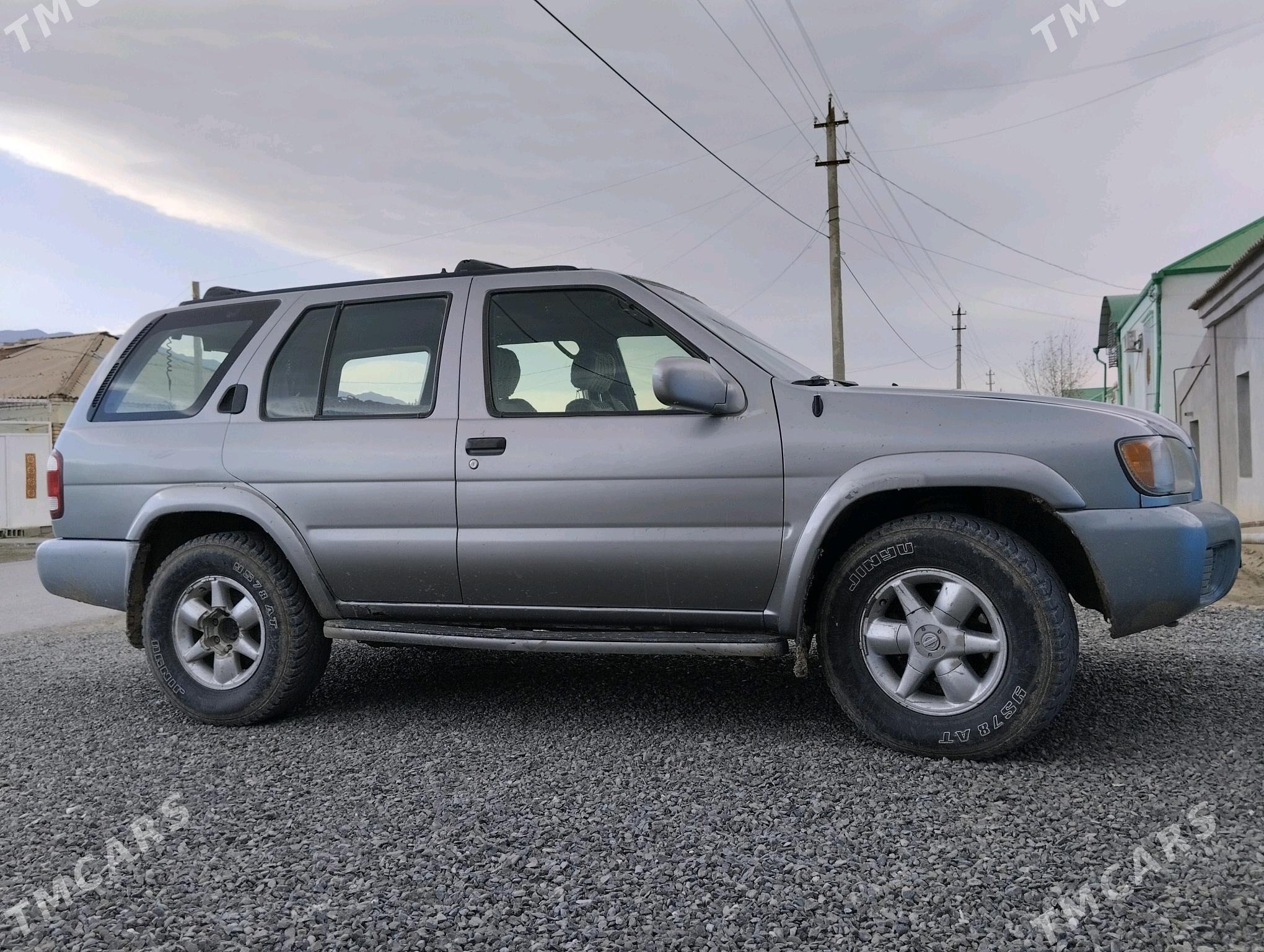 Nissan Pathfinder 1999 - 80 000 TMT - Bäherden - img 2