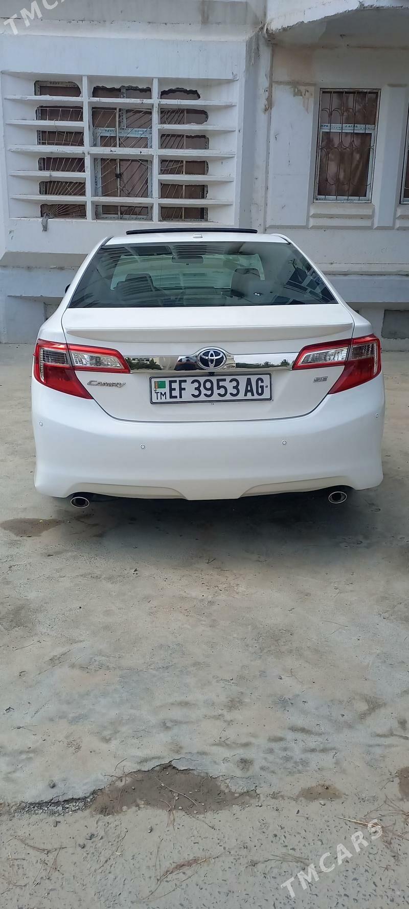 Toyota Camry 2012 - 225 000 TMT - Ашхабад - img 2