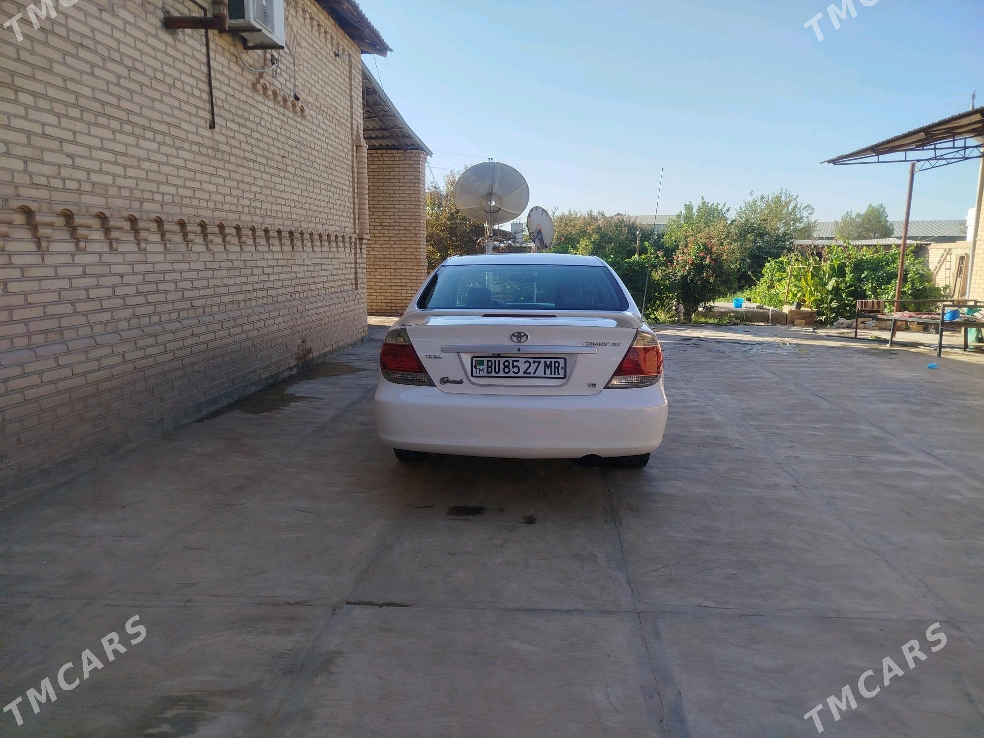 Toyota Camry 2004 - 190 000 TMT - Baýramaly - img 3