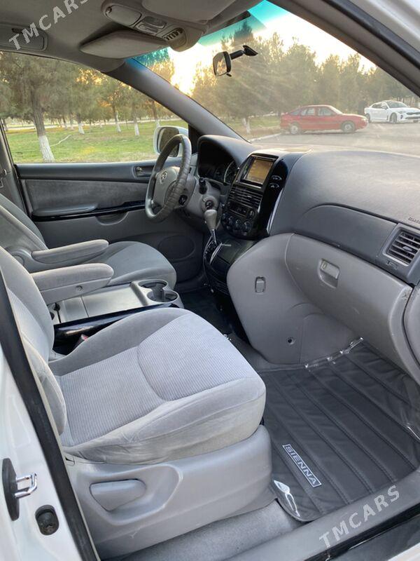 Toyota Sienna 2004 - 209 000 TMT - Mary - img 3