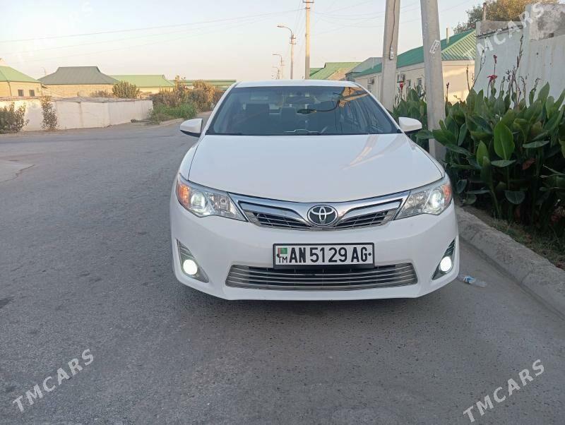 Toyota Camry 2012 - 210 000 TMT - Бузмеин - img 4