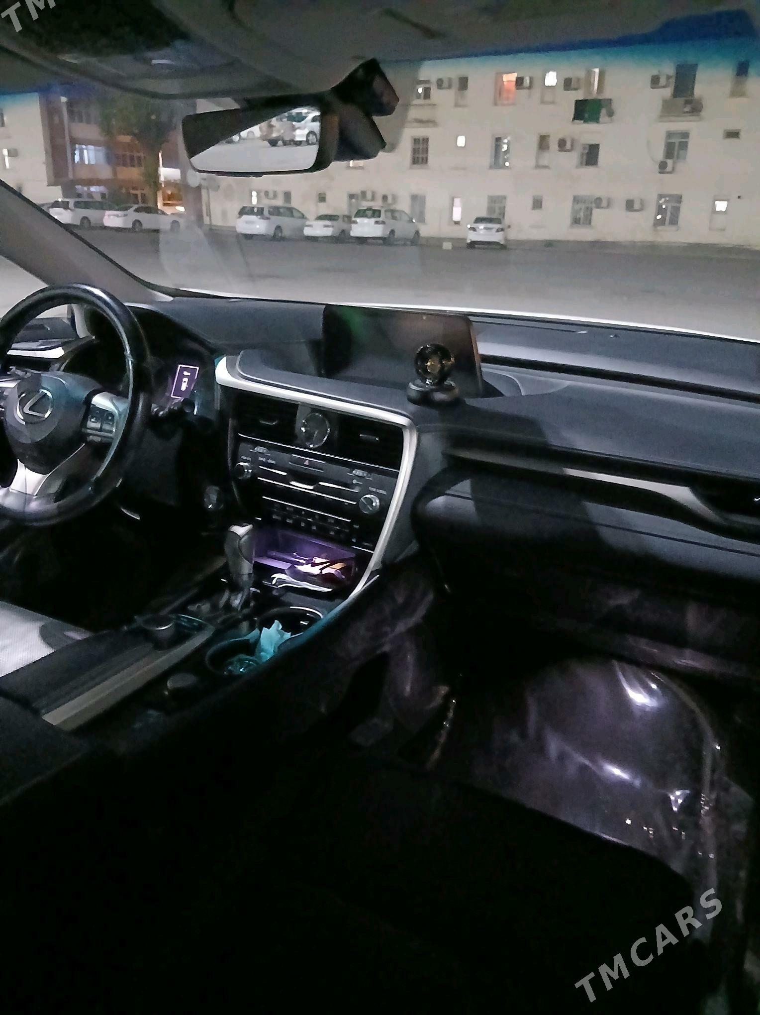Lexus RX 350 2017 - 470 000 TMT - Бедев - img 3
