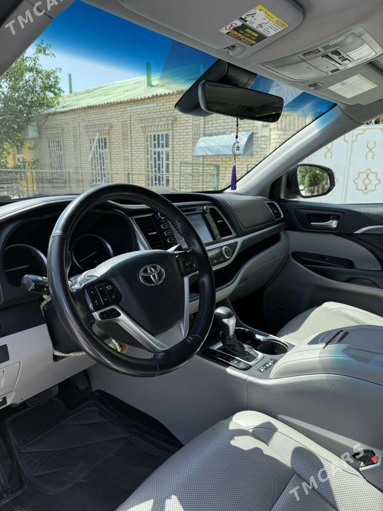 Toyota Highlander 2019 - 400 000 TMT - Ашхабад - img 7