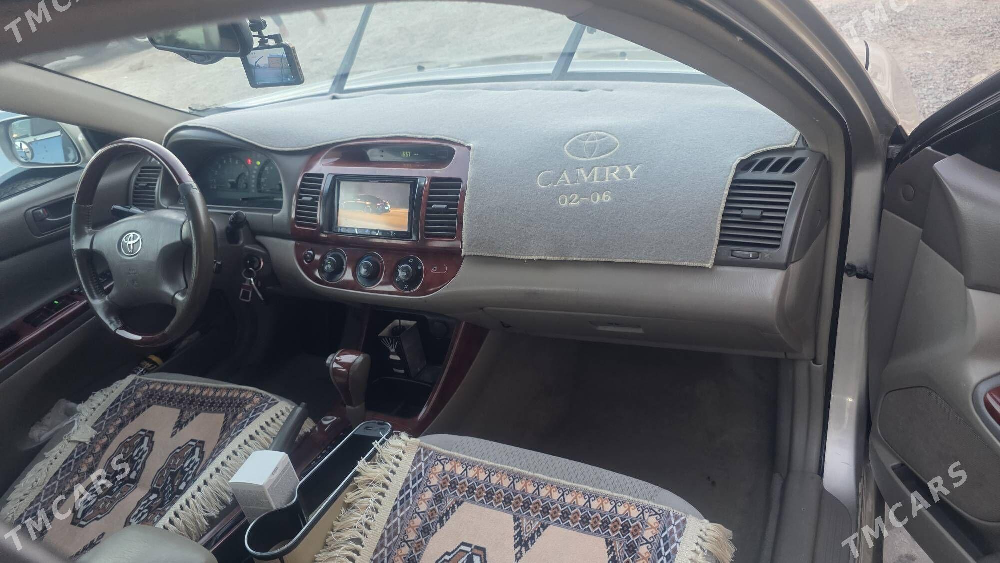 Toyota Camry 2004 - 220 000 TMT - Мары - img 4