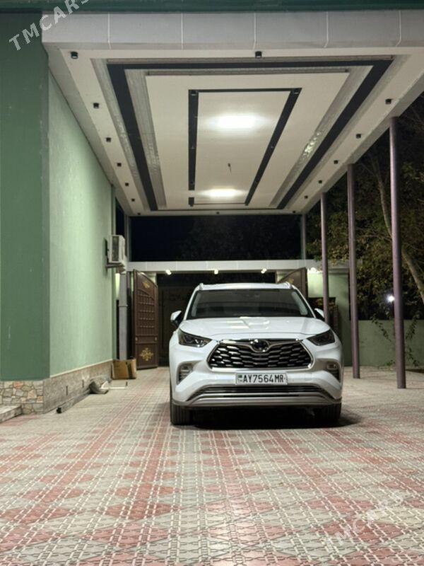 Toyota Highlander 2023 - 650 000 TMT - Мары - img 5