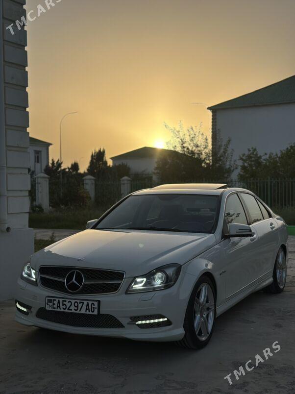 Mercedes-Benz C350 2010 - 260 000 TMT - Aşgabat - img 5