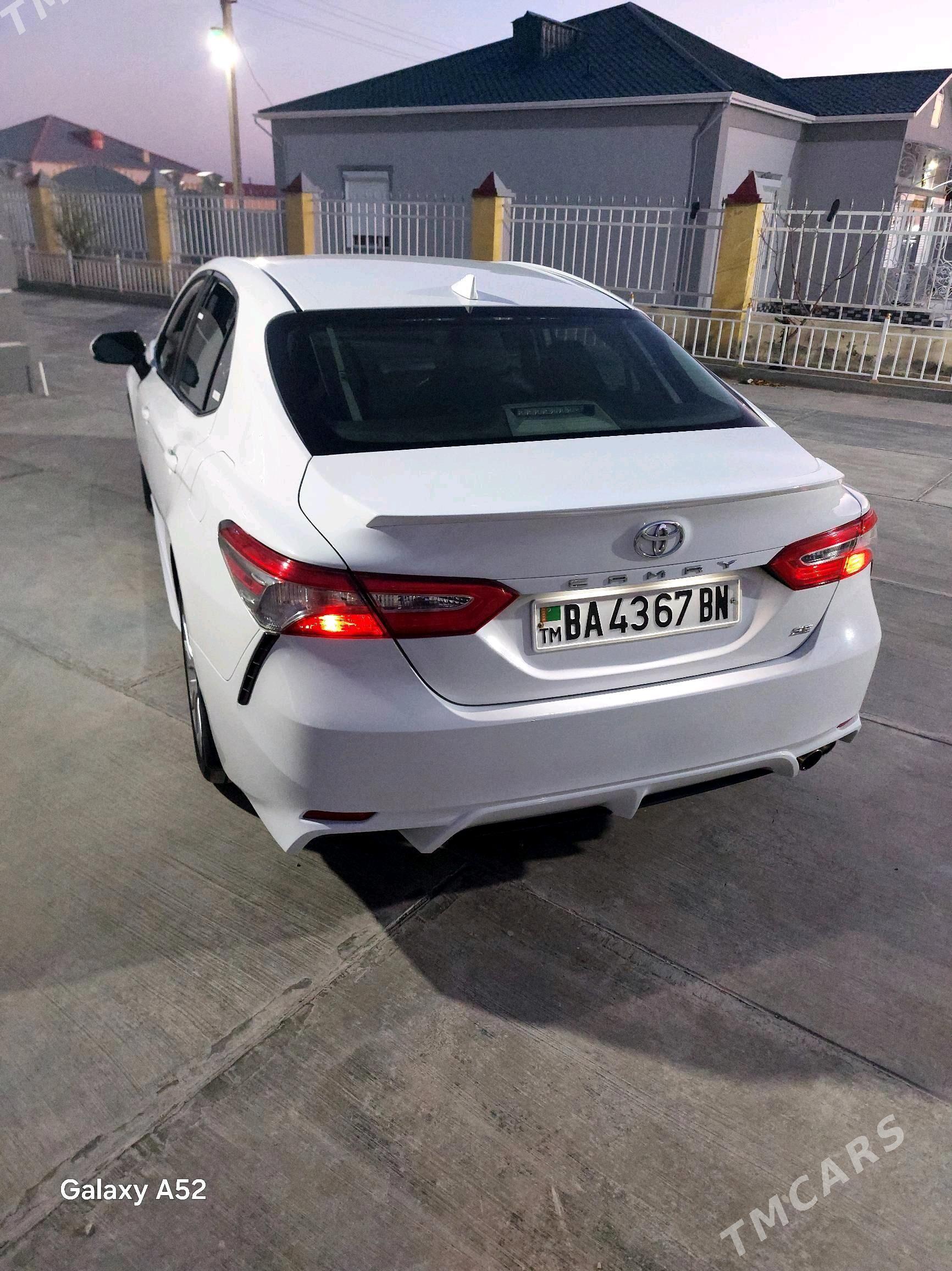 Toyota Camry 2019 - 320 000 TMT - Балканабат - img 3