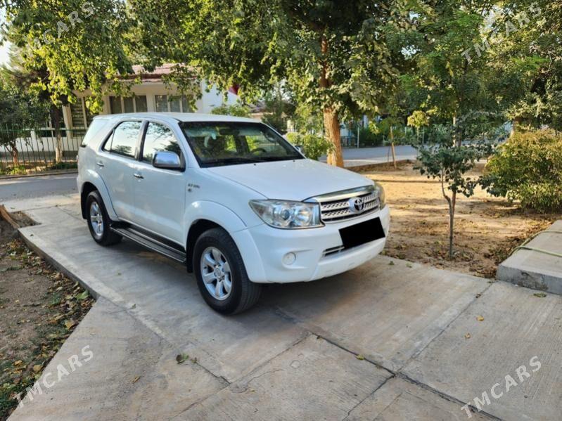 Toyota Fortuner 2010 - 290 000 TMT - Aşgabat - img 5