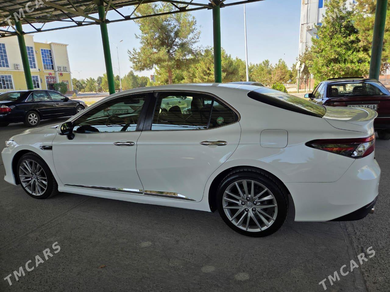 Toyota Camry 2022 - 260 000 TMT - Ашхабад - img 2