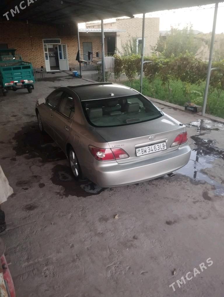 Lexus ES 300 2003 - 185 555 TMT - Дянев - img 9