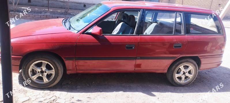 Opel Astra 1992 - 25 000 TMT - Halaç - img 7