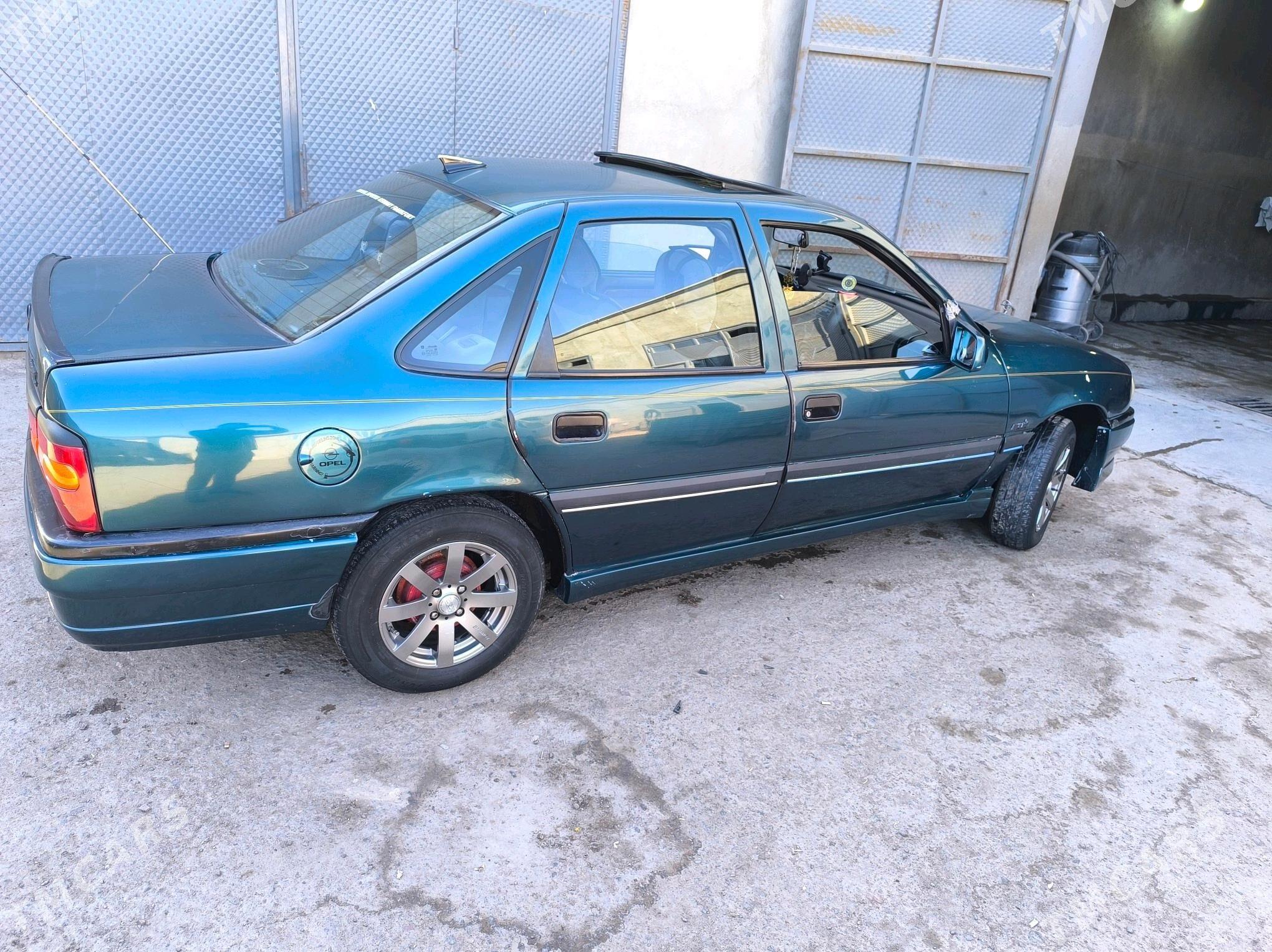 Opel Vectra 1994 - 50 000 TMT - Гурбансолтан Едже - img 6