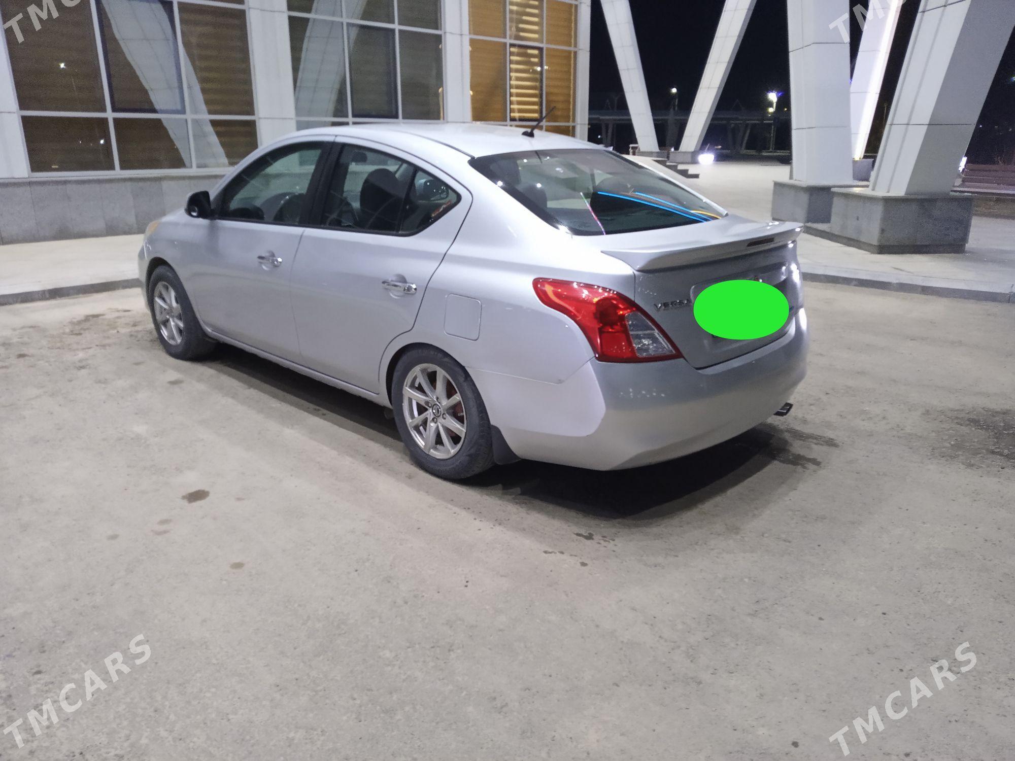 Nissan Versa 2013 - 115 000 TMT - Туркменабат - img 2