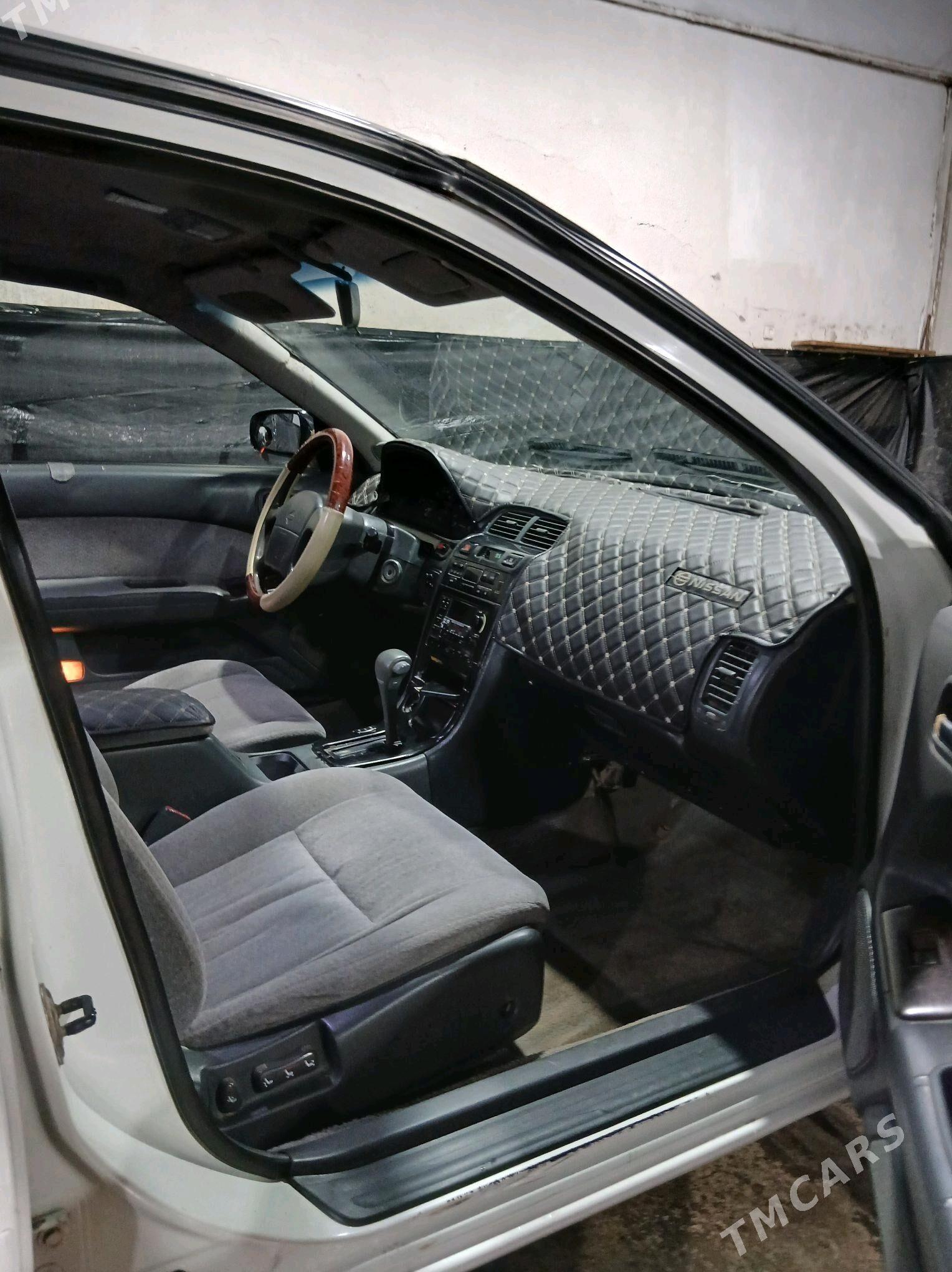 Nissan Maxima 1994 - 60 000 TMT - Дашогуз - img 8