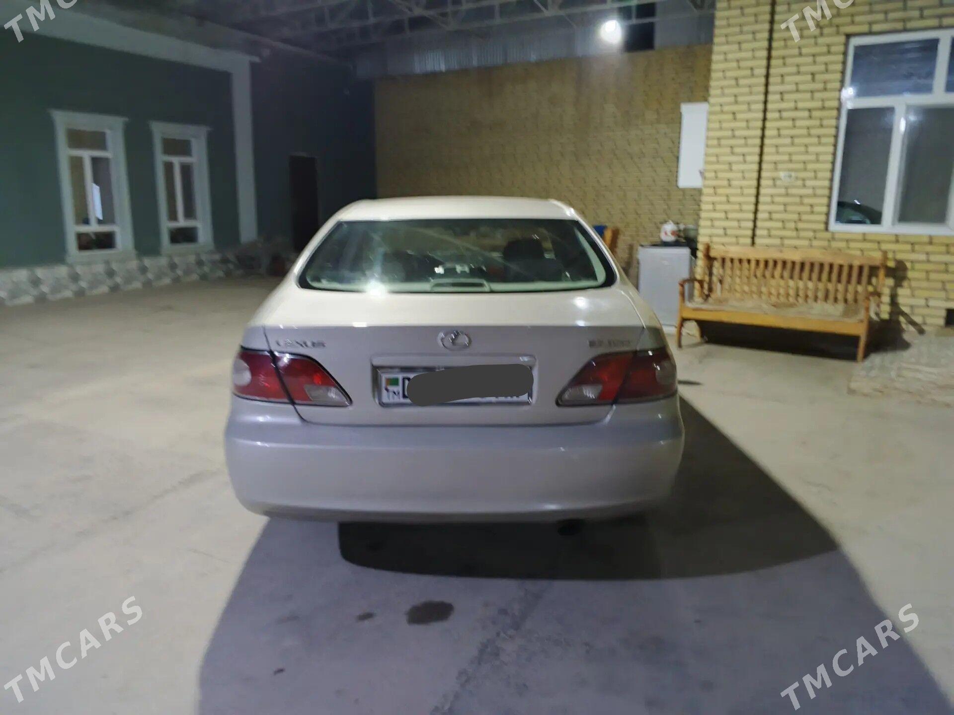 Lexus ES 300 2002 - 170 000 TMT - Мары - img 2