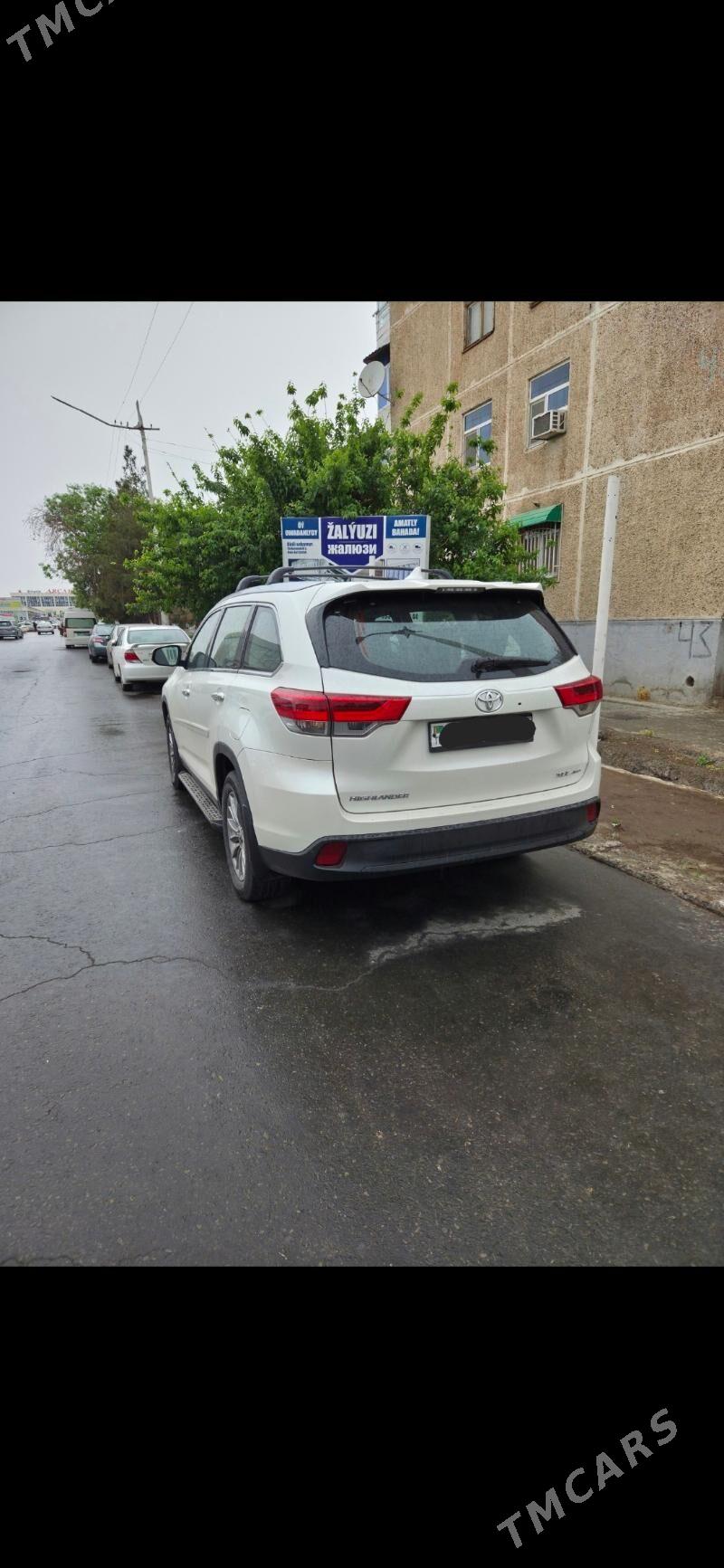 Toyota Highlander 2019 - 480 000 TMT - Туркменабат - img 3