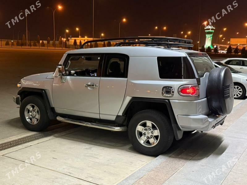 Toyota FJ Cruiser 2008 - 333 000 TMT - Ашхабад - img 3