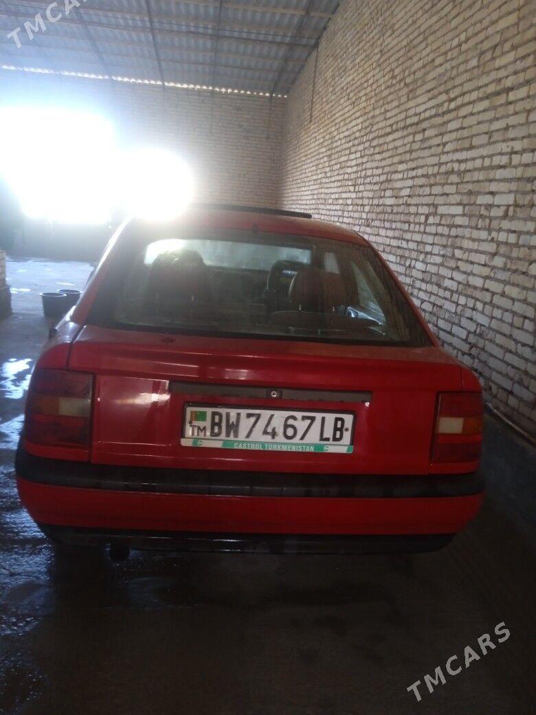 Opel Vectra 1989 - 19 000 TMT - Дянев - img 3