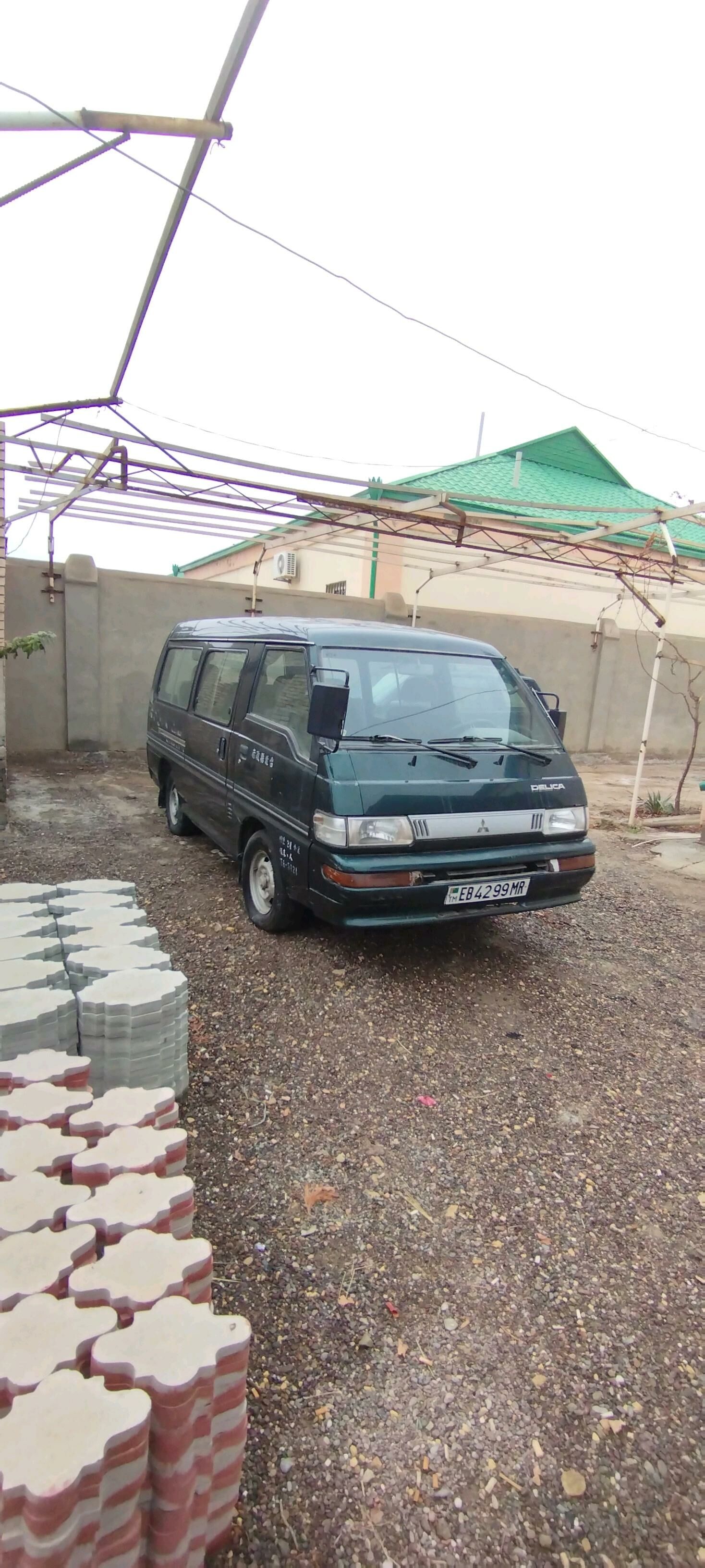 Mitsubishi Delica 1999 - 70 000 TMT - Байрамали - img 3