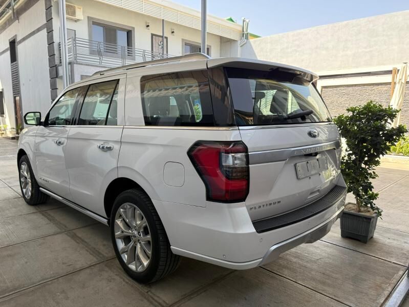 Ford Expedition 2018 - 580 000 TMT - Ашхабад - img 10