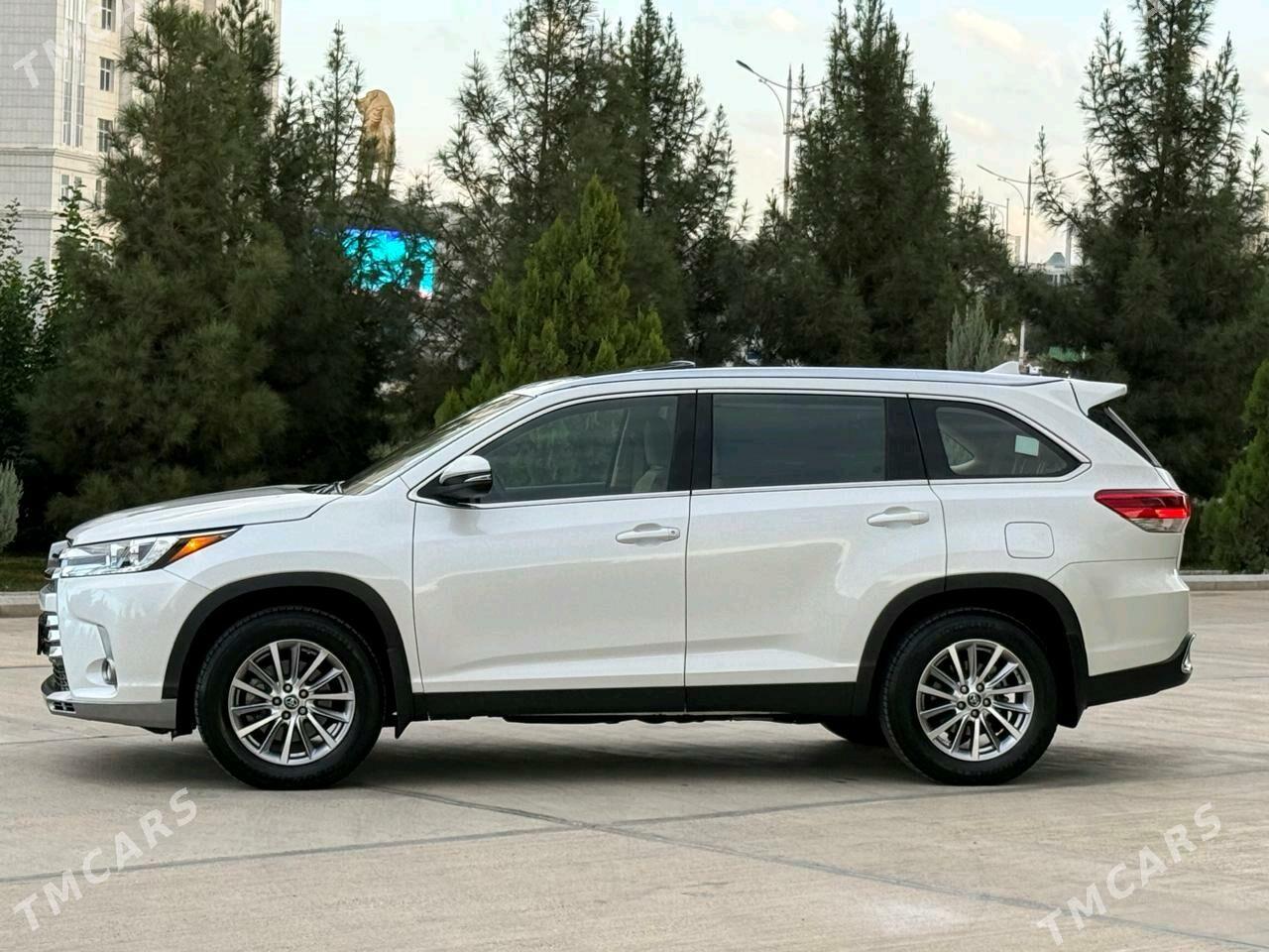 Toyota Highlander 2019 - 528 000 TMT - Aşgabat - img 6