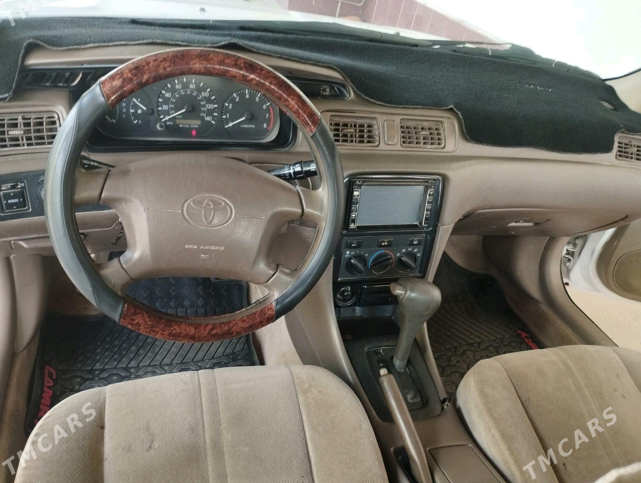 Toyota Camry 2000 - 120 000 TMT - Dostluk - img 4