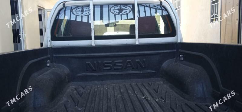 Nissan Navara 2012 - 175 000 TMT - Aşgabat - img 4