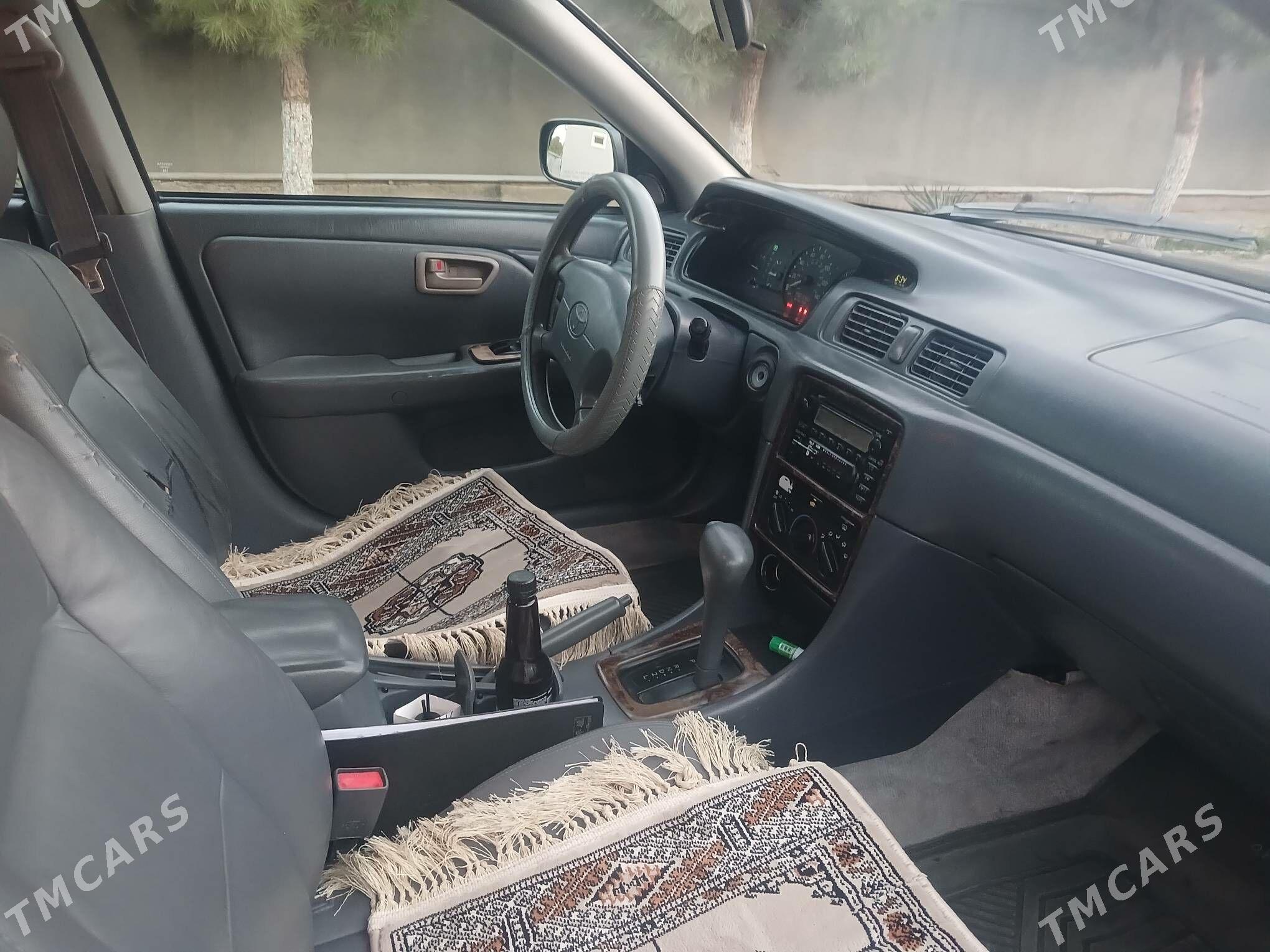 Toyota Camry 2001 - 130 000 TMT - Саят - img 3