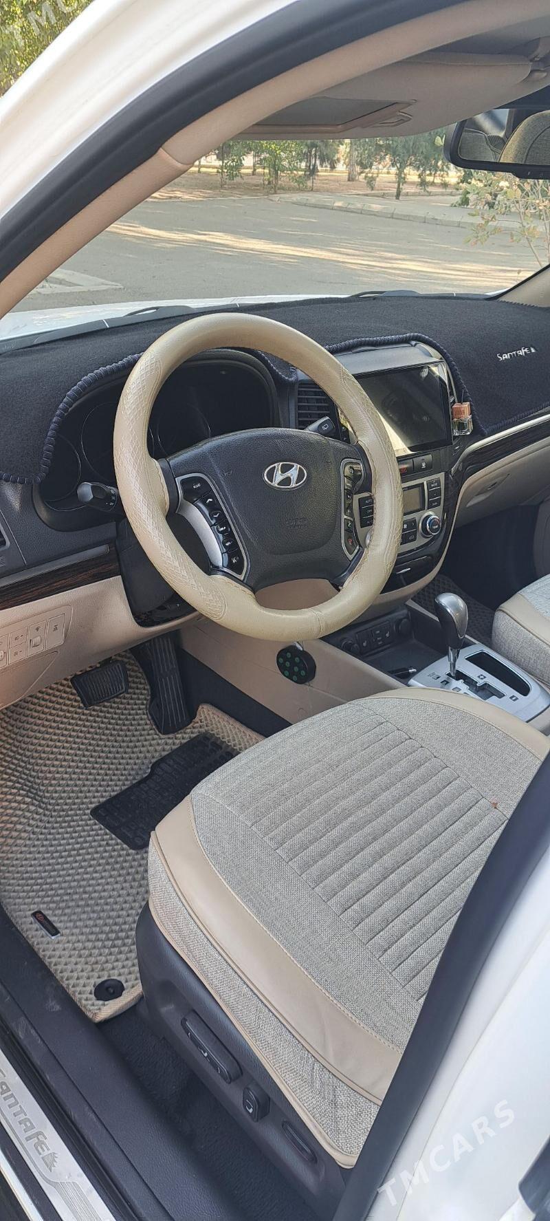 Hyundai Santa Fe 2012 - 250 000 TMT - Aşgabat - img 4