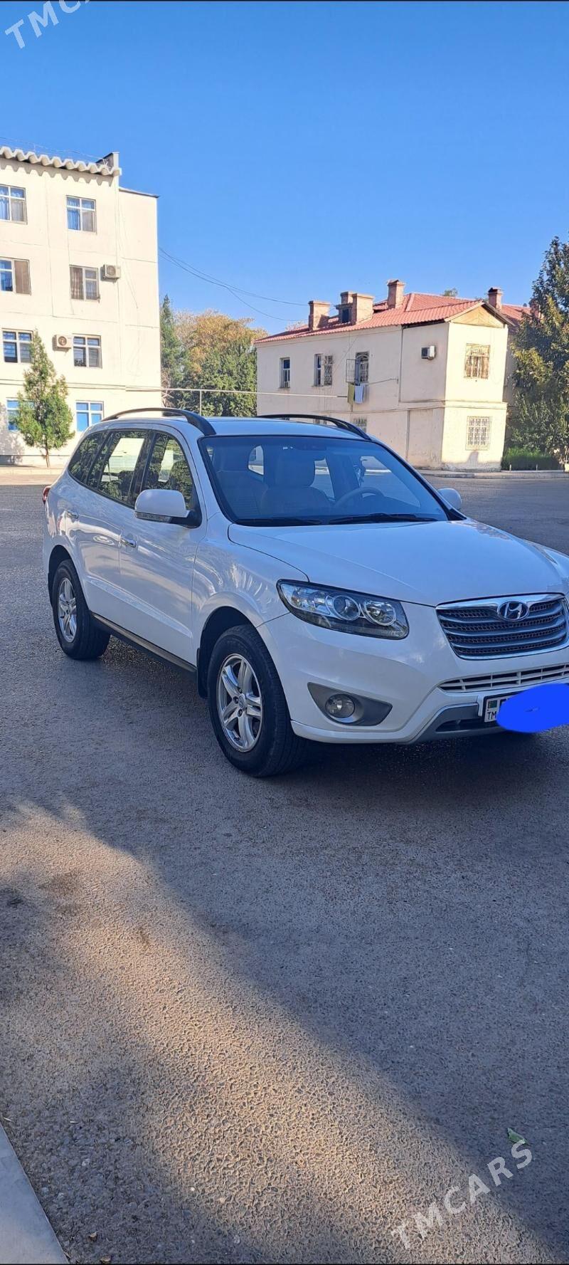 Hyundai Santa Fe 2012 - 250 000 TMT - Aşgabat - img 2
