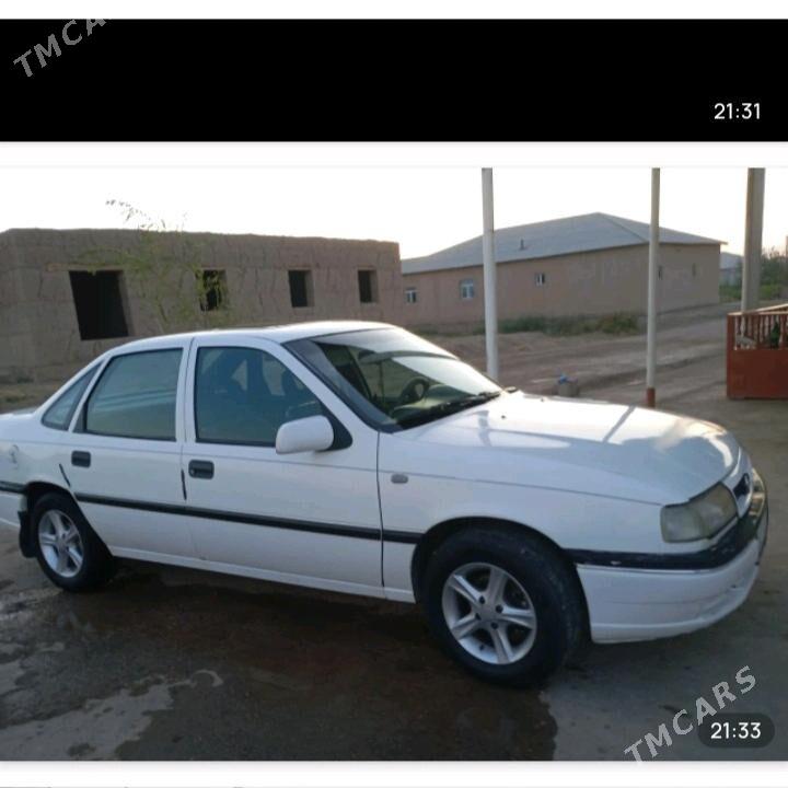 Opel Vectra 1993 - 33 000 TMT - Губадаг - img 3