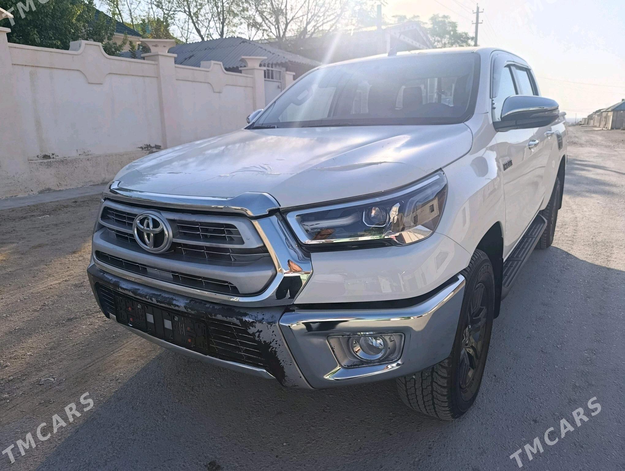 Toyota Hilux 2025 - 699 000 TMT - Балканабат - img 2
