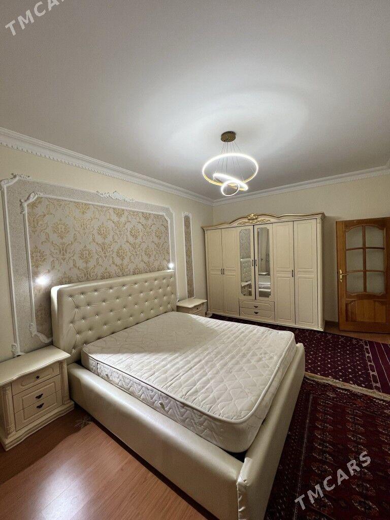 GAUDAN "W"/4-KOMNAT.KWARTIRA - Гаудан "В" - img 2